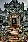 Angkor - Banteay Samre, north gopura of the first enclosure, northern (outer) view.